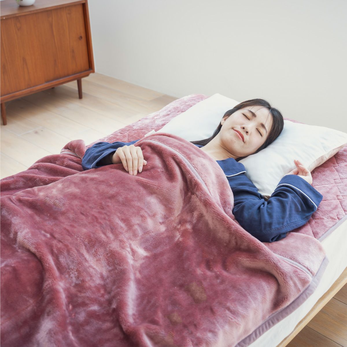 吸湿発熱マグマパワーMAX毛布 シングルサイズ｜眠りの専門店マイまくら